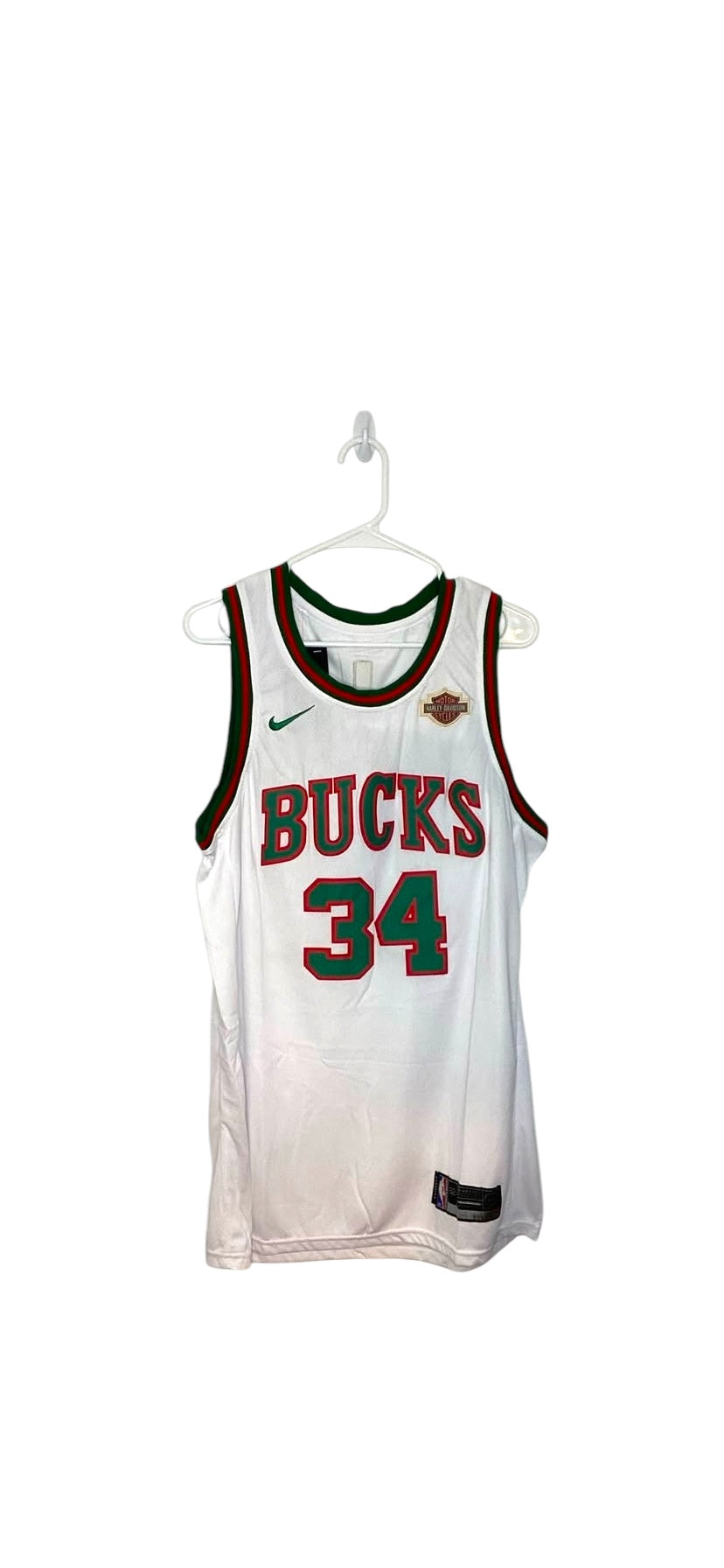 Milwaukee bucks jersey (XL)