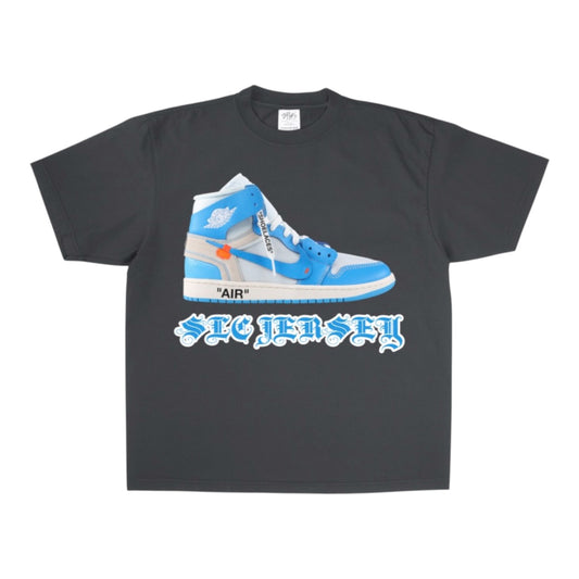 .“Shoe on a shirt” (XXL)